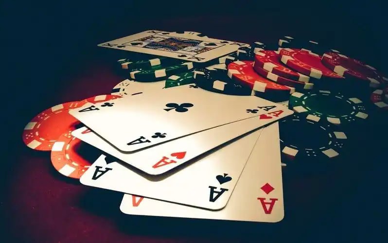 Antarmuka live betting Pertandingan Asia dengan peluang real-time